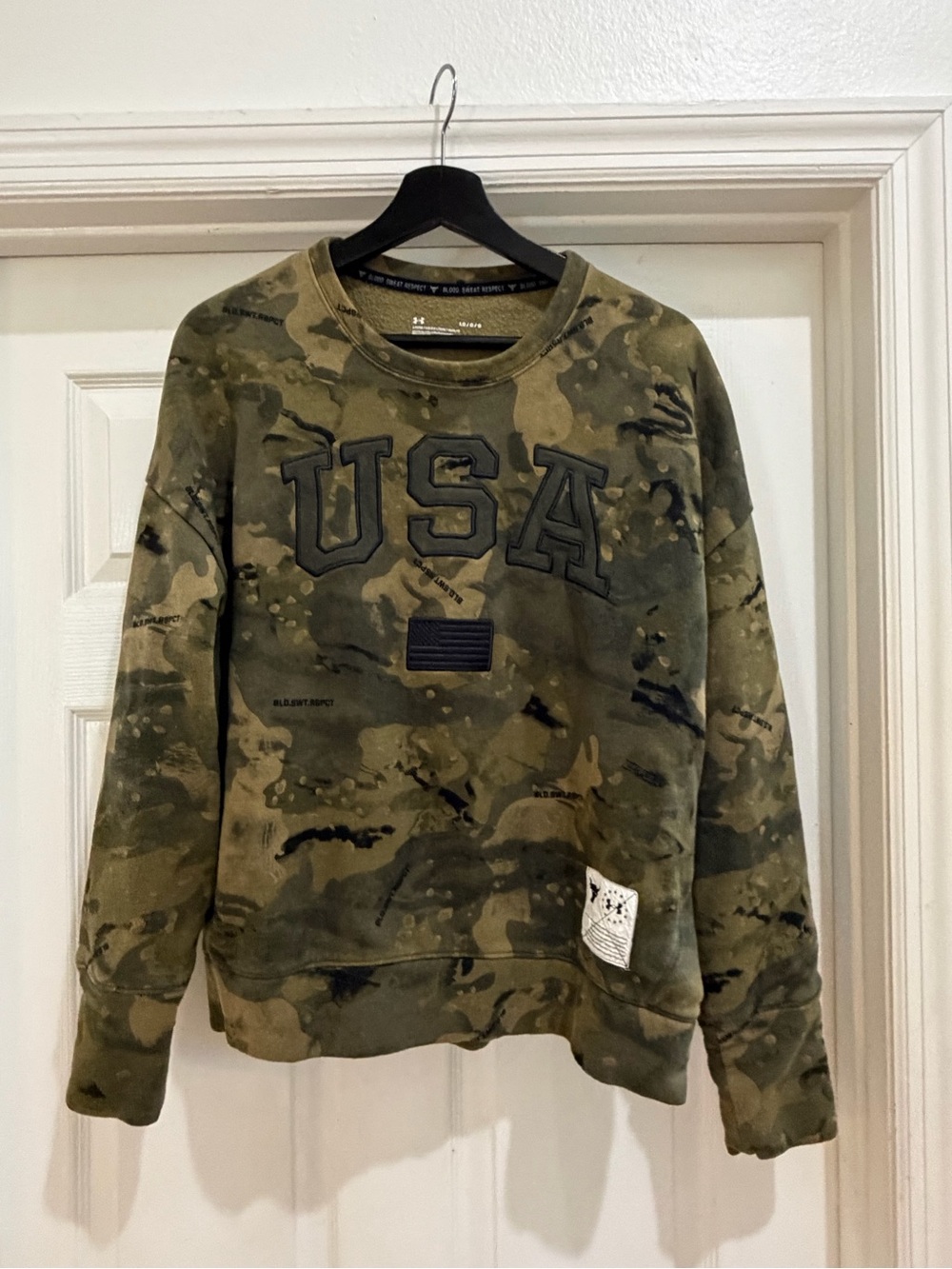 Under Armour Men's Camo USA Crewneck Sweater - Olive